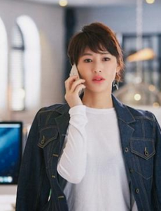 放弃我抓紧我蒂凡尼的真名叫什么？蒂凡尼为什么改名？