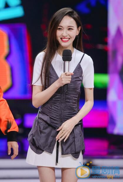 快乐大本营唐嫣的镜头为什么那么少?最后高空挑战唐嫣去了哪里?