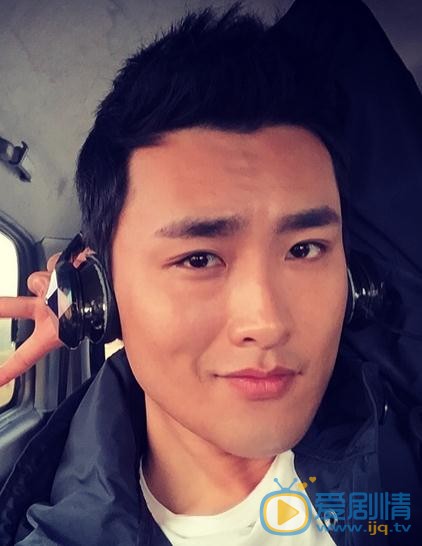 遇见爱情的利先生裴家齐是谁扮演的？裴家齐的扮演者王彦霖个人资料、写真及生活照欣赏