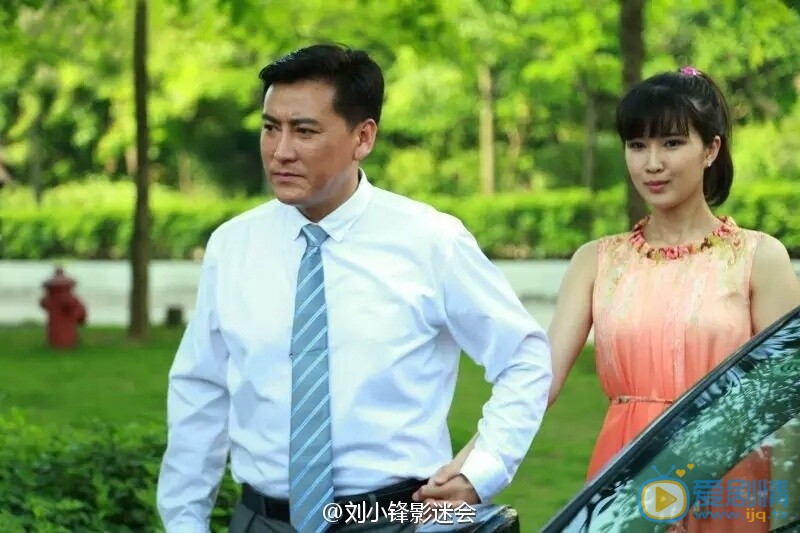 脊梁剧照