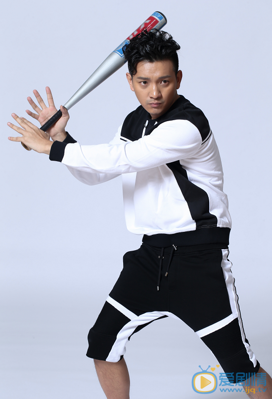 鸡毛飞上天王旭是谁演的？王旭扮演者花昆个人资料及写真生活照欣赏