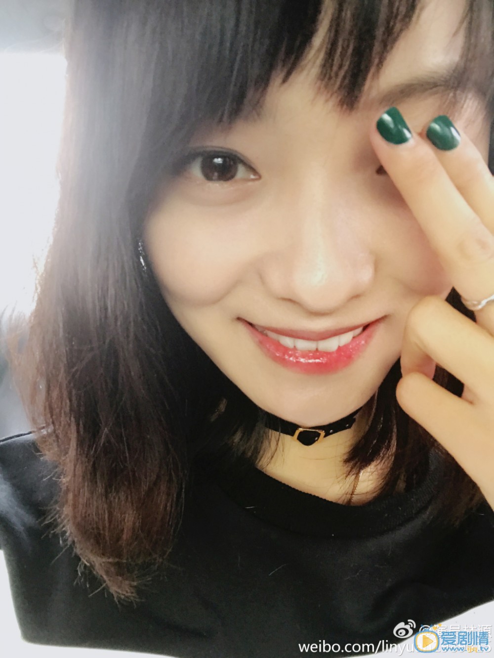 剃刀边缘九儿扮演者林源写真生活照欣赏