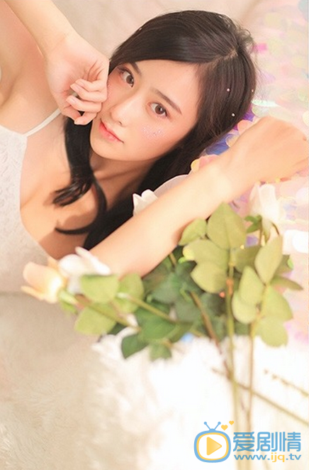 不一样的美男子卢雪寒是谁演的？卢雪寒扮演着蒋羽熙个人资料及生活私照欣赏