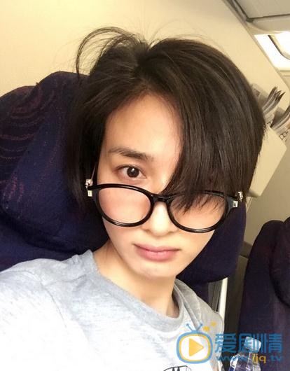 进击吧闪电白无双是谁扮演的？白无双扮演者冯文娟个人资料、写着及生活照欣赏