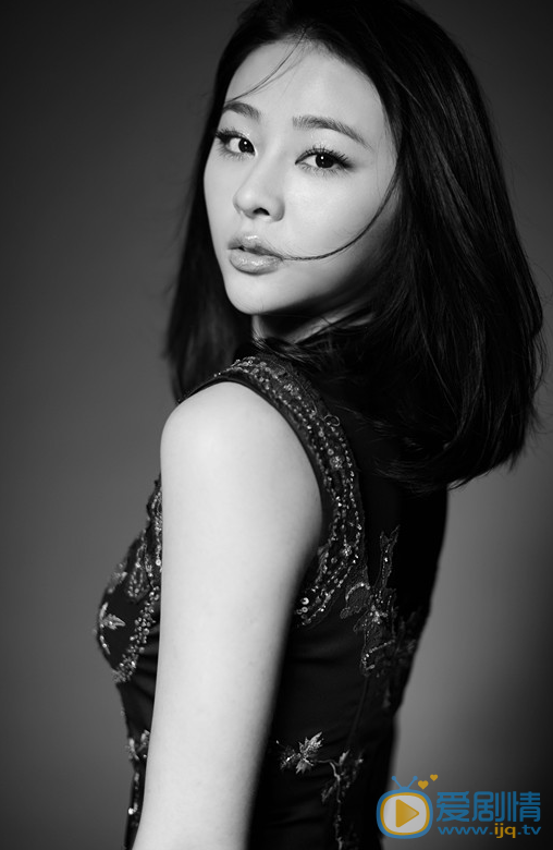 白鹿原冷秋月是谁演的？冷秋月扮演者小斯琴高娃个人资料及生活写真照欣赏