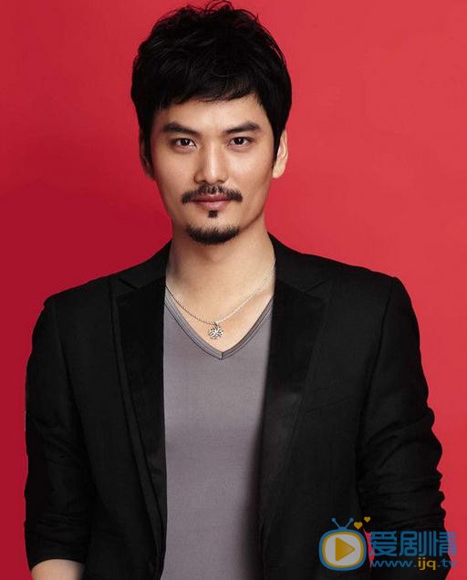 电视剧继承人周童是谁扮演的？周童扮演者张译文个人资料、写真及生活照欣赏