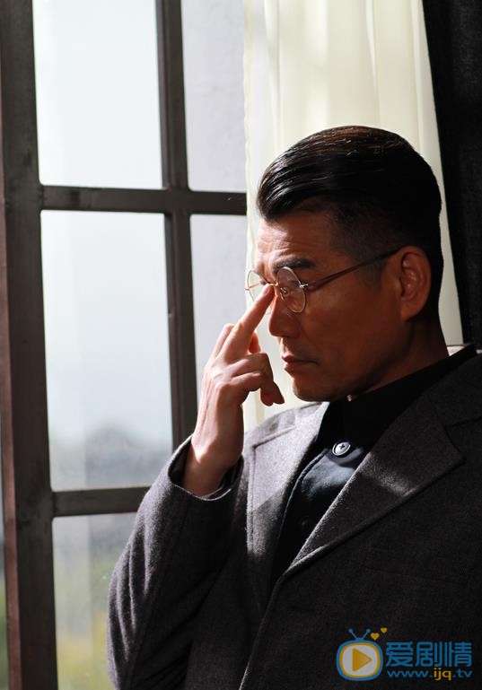 战时我们正年少剧情介绍(1-65集大结局)