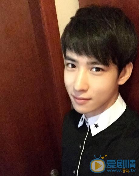 《击剑小子冷子峰》邵康是谁扮演的？邵康扮演者吴昊泽个人资料、写真及生活照欣赏