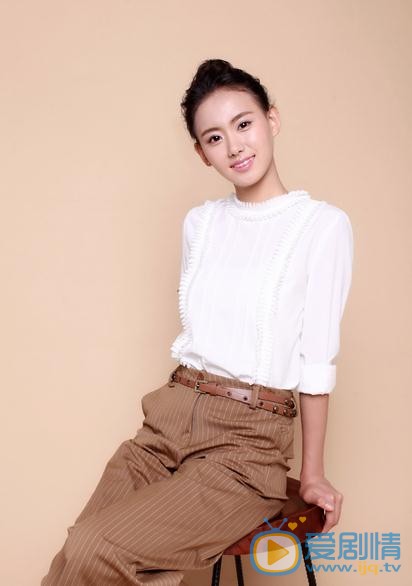 击剑小子冷子峰银芯是谁扮演的？银芯扮演者李嘉雯个人资料介绍