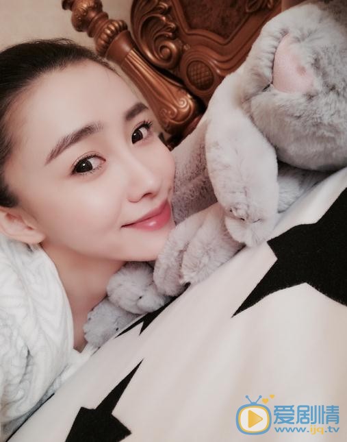 漂洋过海来看你陈姗姗是谁扮演的？陈姗姗扮演者马秋子个人资料介绍