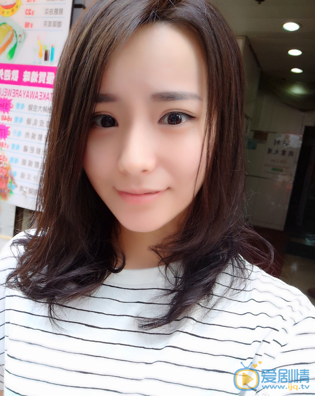  繁星四月闵四月是谁演的？闵四月扮演者左航个人资料及写真生活照欣赏