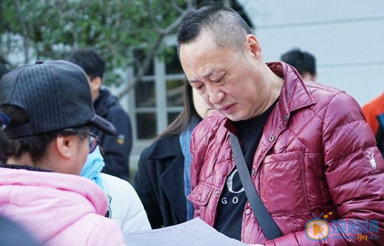 兵临旗下片场照