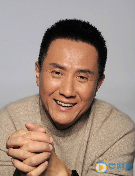  人民的名义高育良是谁演的？高育良扮演者张志坚个人资料生活照欣赏