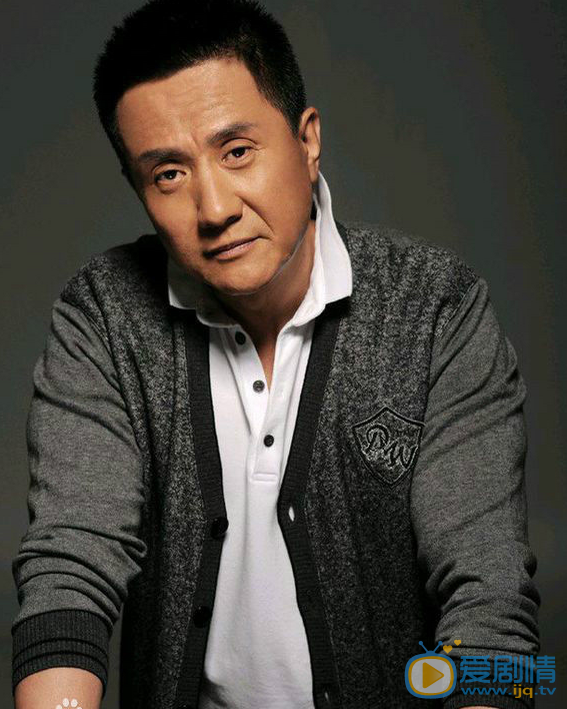  人民的名义高育良是谁演的？高育良扮演者张志坚个人资料生活照欣赏