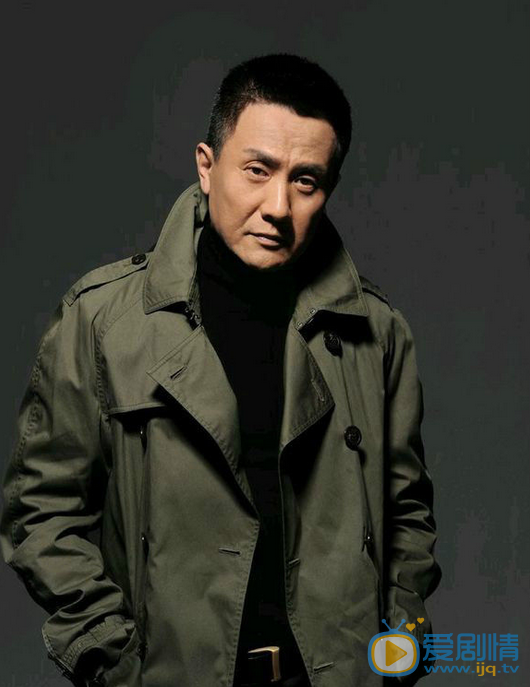  人民的名义高育良是谁演的？高育良扮演者张志坚个人资料生活照欣赏