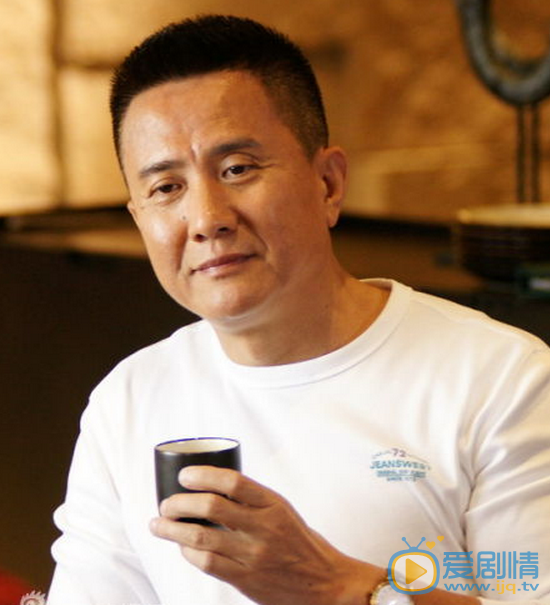  人民的名义高育良是谁演的？高育良扮演者张志坚个人资料生活照欣赏