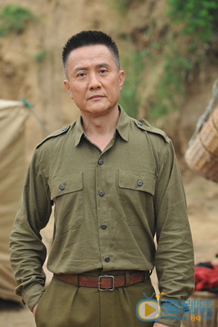  人民的名义高育良是谁演的？高育良扮演者张志坚个人资料生活照欣赏