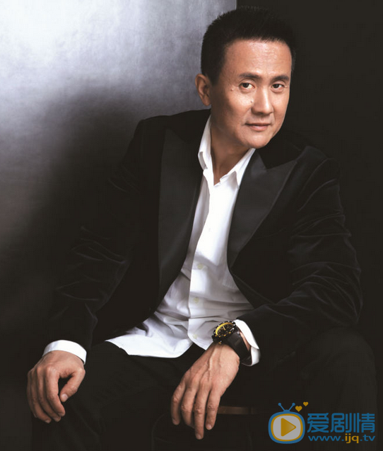  人民的名义高育良是谁演的？高育良扮演者张志坚个人资料生活照欣赏