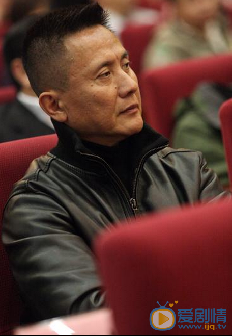  人民的名义高育良是谁演的？高育良扮演者张志坚个人资料生活照欣赏