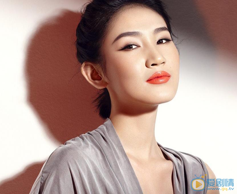 思美人芈八子扮演者黄晓婉写真生活照欣赏
