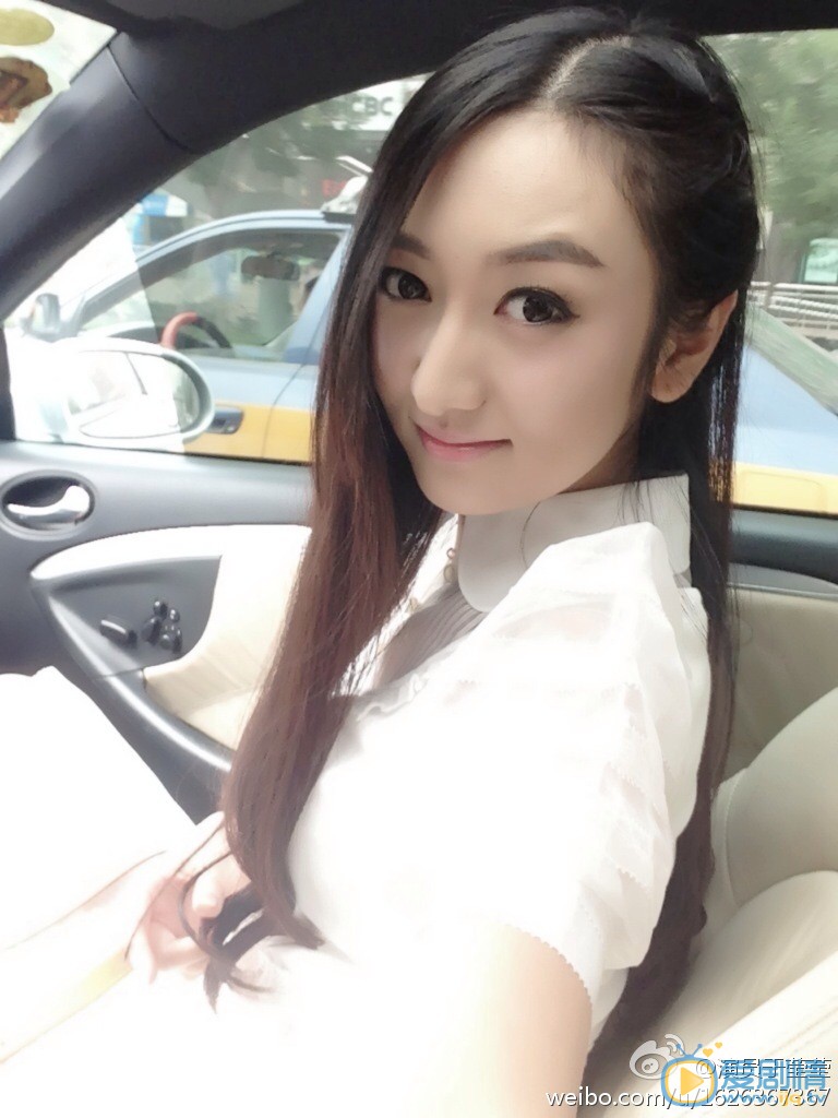 思美人青儿扮演者于莹莹写真生活照欣赏