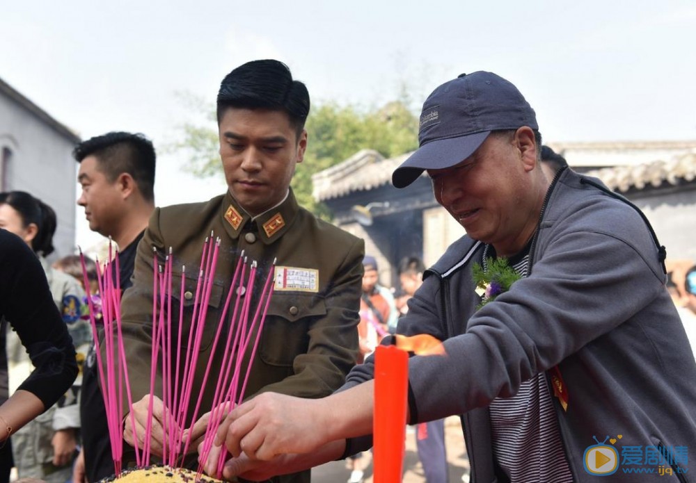 桃花依旧笑春风片场照