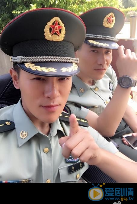 女兵突击剧照