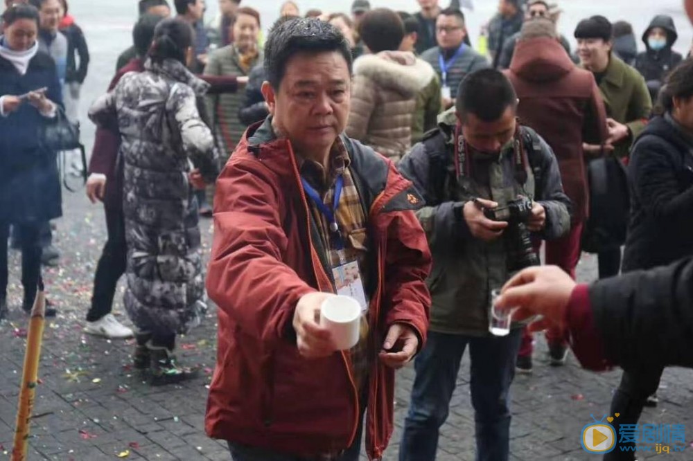 回家的路有多远开机发布会