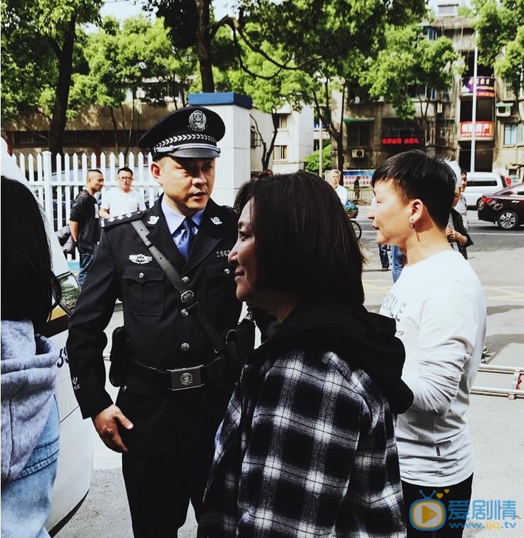 回家的路有多远片场照