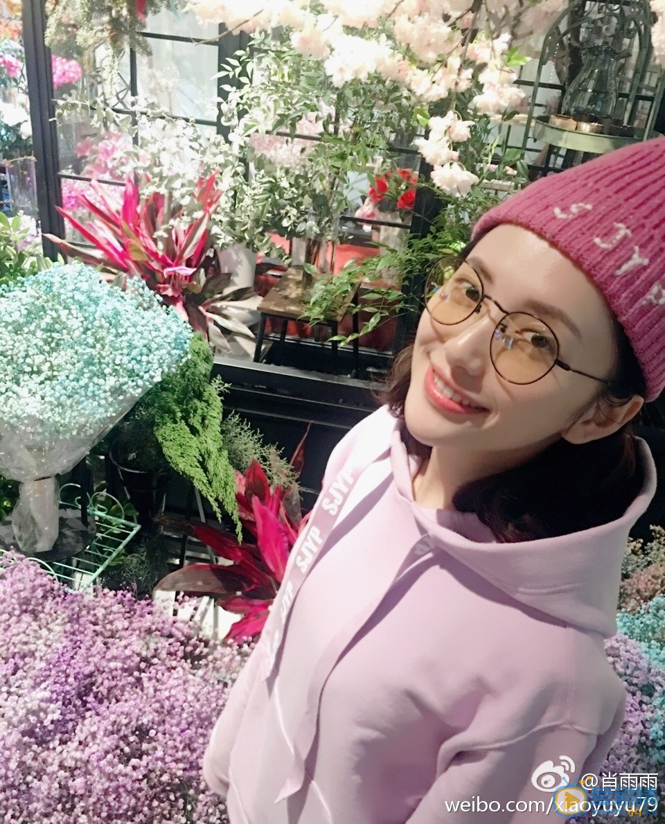 职场是个技术活沈志泽女友小雨扮演者肖雨雨照片欣赏