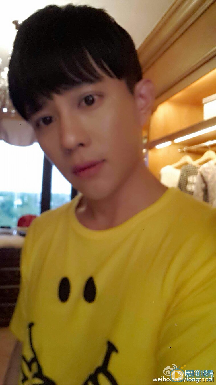 职场是个技术活张远扮演者杨彤写真生活照