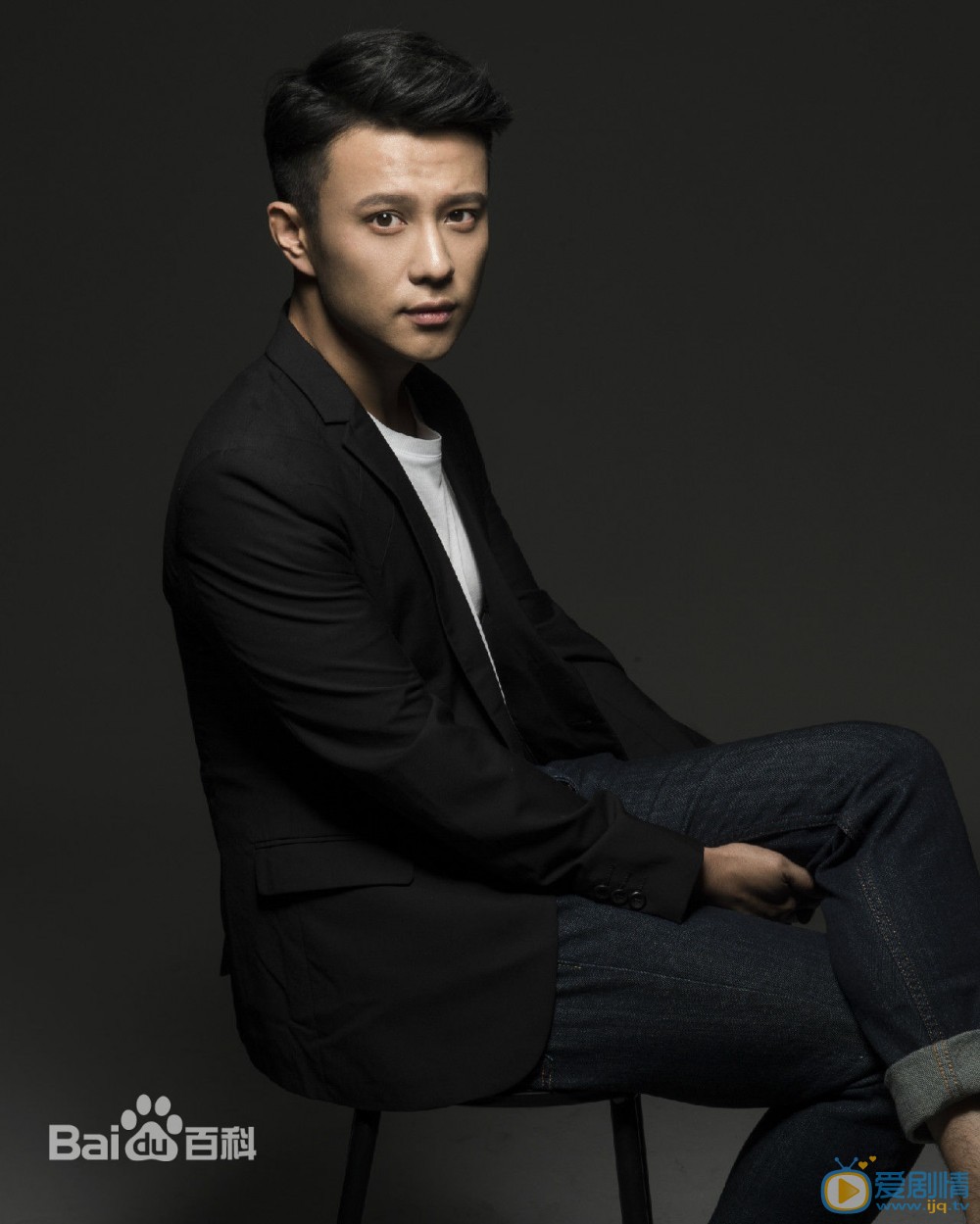职场是个技术活张远扮演者杨彤写真生活照