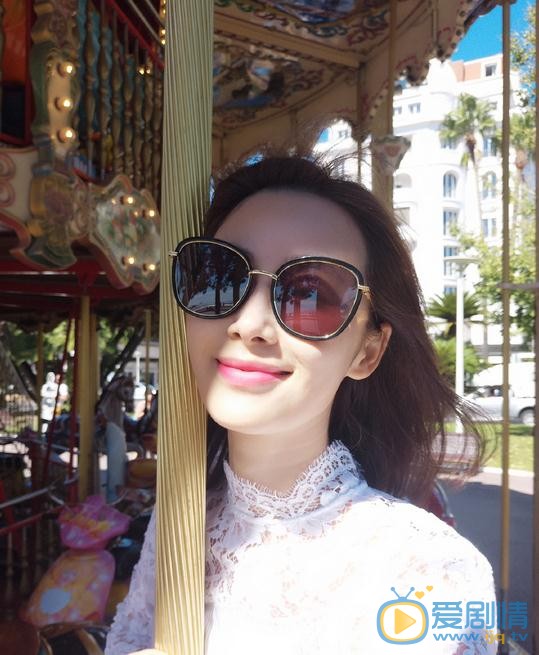 醉玲珑靳妃是谁扮演的？靳妃扮演者李呈媛个人资料、写真及生活照欣赏