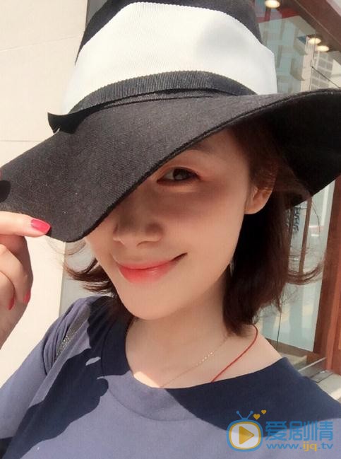醉玲珑靳妃是谁扮演的？靳妃扮演者李呈媛个人资料、写真及生活照欣赏