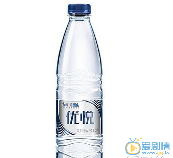  欢乐颂2安迪喝的水是什么牌子？安迪喝的水品牌介绍