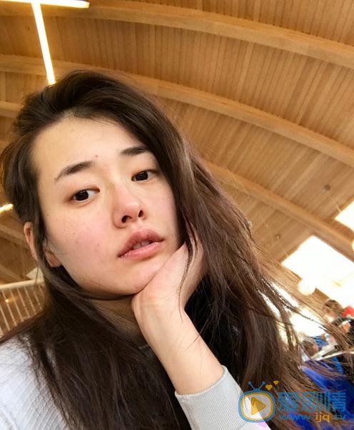 夏至未至程七七是谁扮演的？程七七扮演者柴碧云个人资料、写着及生活照欣赏