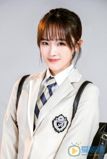 我才不会被女孩子欺负呢海报
