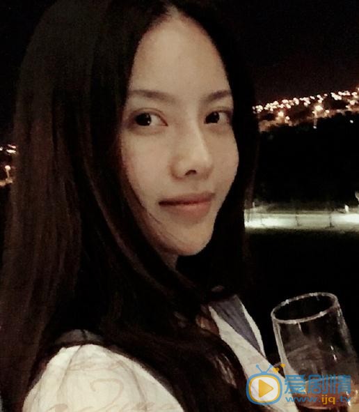 军师联盟司甄宓是谁扮演的？甄宓扮演者张芷溪个人资料、生活照及写真欣赏