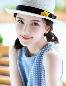 军师联盟司甄宓是谁扮演的？甄宓扮演者张芷溪个人资料、生活照及写真欣赏