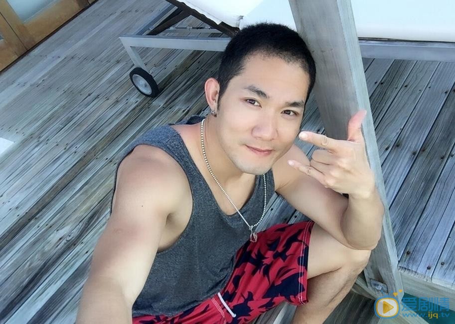 逆袭之星途璀璨叶琛扮演者赵健写真生活照欣赏