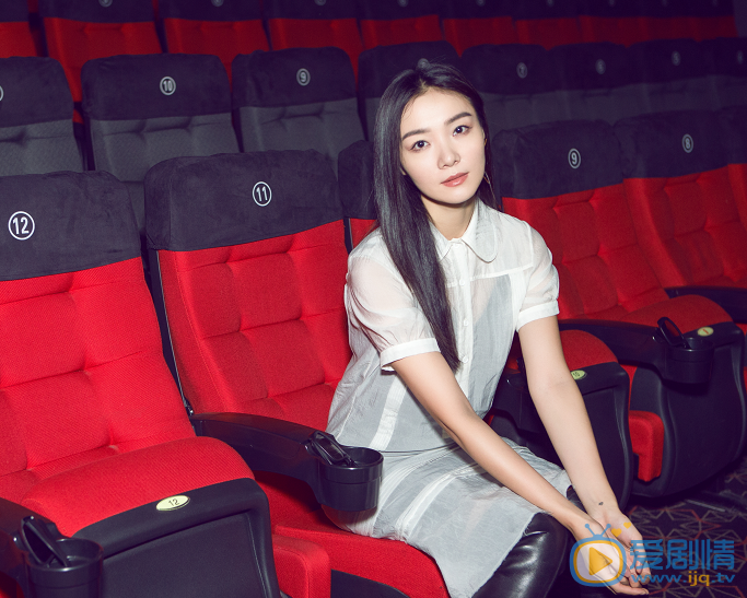 春风十里不如你柳青是谁演的？柳青扮演者齐溪个人资料及生活写真照欣赏