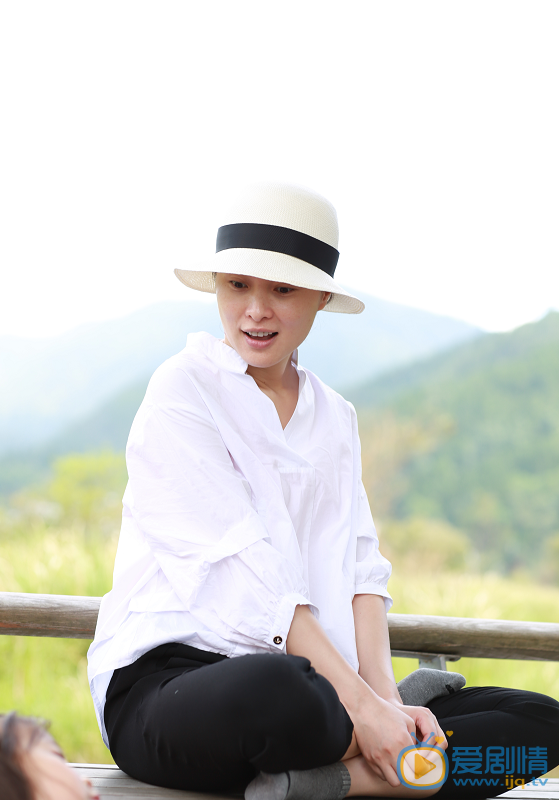  我的前半生凌玲是谁演的？凌玲扮演者吴越个人资料及写真生活照欣赏