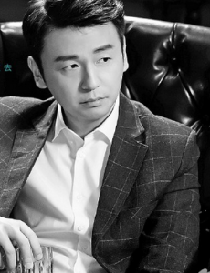 我的前半生陈俊生是谁演的？陈俊生扮演者雷佳音个人资料及生活写真照欣赏