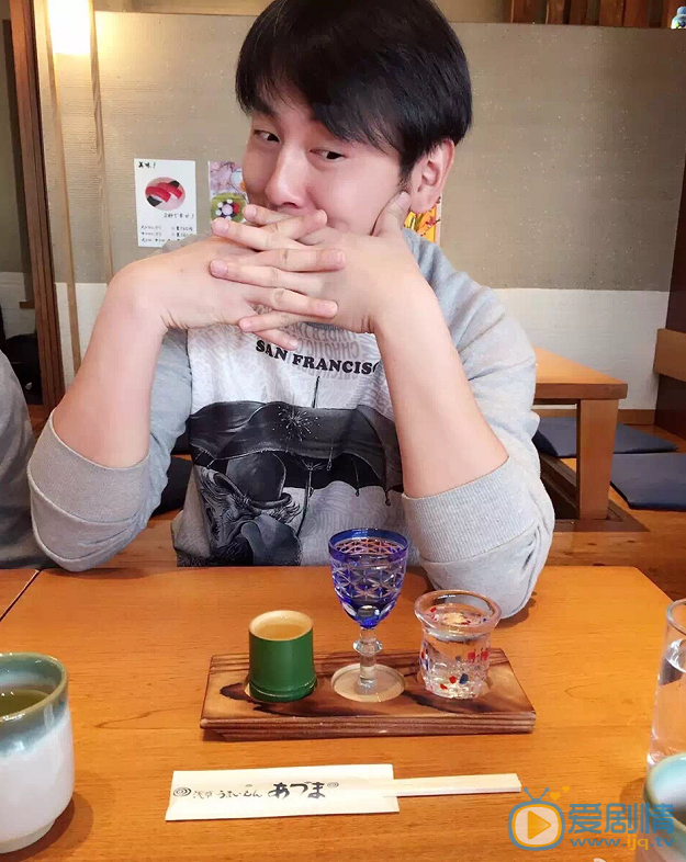 我的前半生陈俊生是谁演的？陈俊生扮演者雷佳音个人资料及生活写真照欣赏