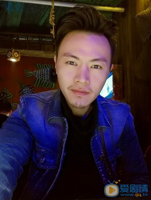 醉玲珑卫长征是谁扮演的？醉玲珑卫长征扮演者陈忻泽个人资料、写真及生活照欣赏