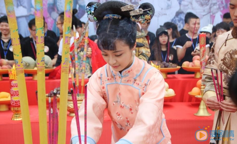 花落宫廷错流年开机发布会