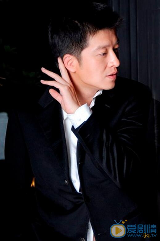  我的前半生罗平是谁演的？罗平扮演者张衣个人资料写真生活照欣赏