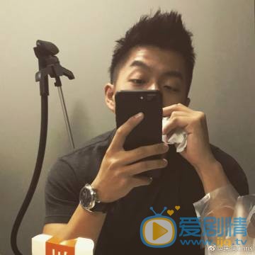 王子咖啡店黄皇扮演者朱润海量照片欣赏