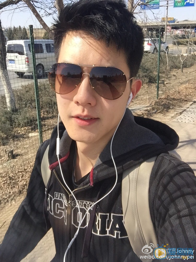 王子咖啡店陈海深扮演者裴立言生活照欣赏
