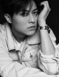 我的老爸是奇葩杜博伦是谁扮演的？我的老爸是奇葩杜博伦扮演者邱胜翊个人资料、写真及生活照欣赏